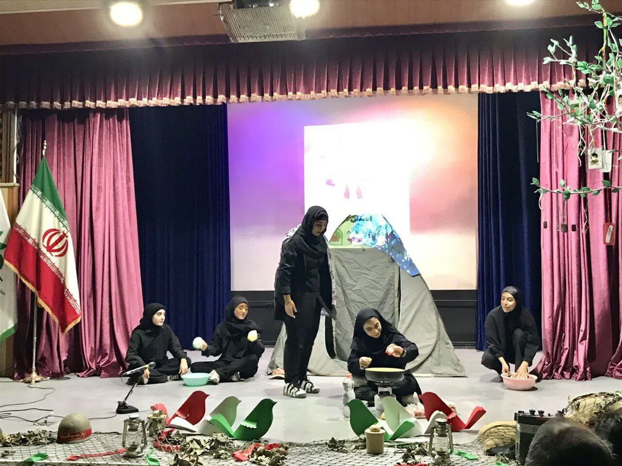 یادواره شهدای کودک و نوجوان؛ روایت حماسهسازان کوچک انقلاب