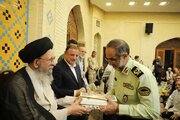 تجلیل از فرماندهان و پرسنل نیروی انتظامی گلستان در مسجد جامع گلشن