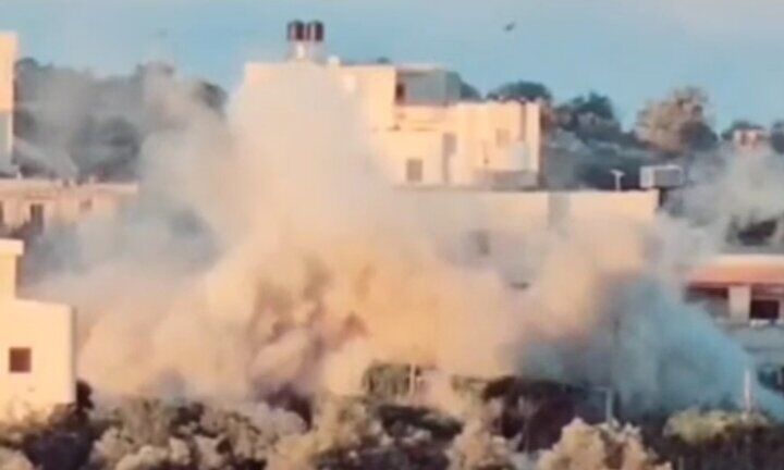 صهیونیست‌ها، خانه زندانی «احمد الهیمونی» در الخلیل منفجر کردند