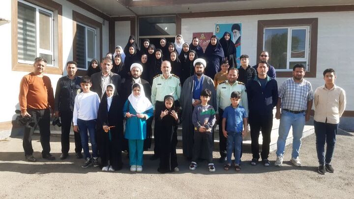 تبریک بچه‌های مسجد به حافظان امنیت و اقتدار ایران اسلامی