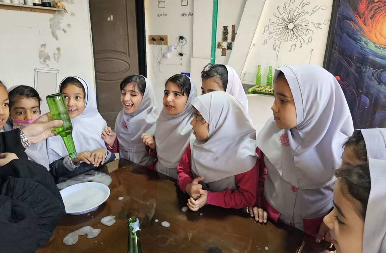 «علمکده گردو» و ماجرای «ای کاش» امیر حسین ثابتی!