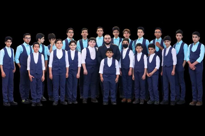 اجرای سرود «ملجا درماندگان» در جشنواره استانی سرود فجر