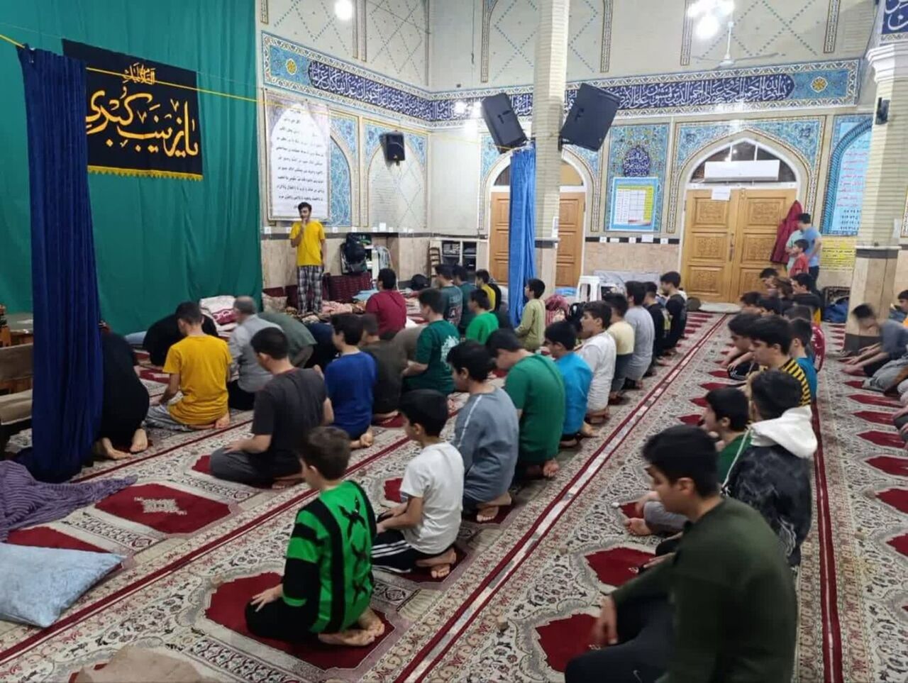 مسجدی که بیش از ۴ دهه محور اجتماع قلوب اهالی محله است