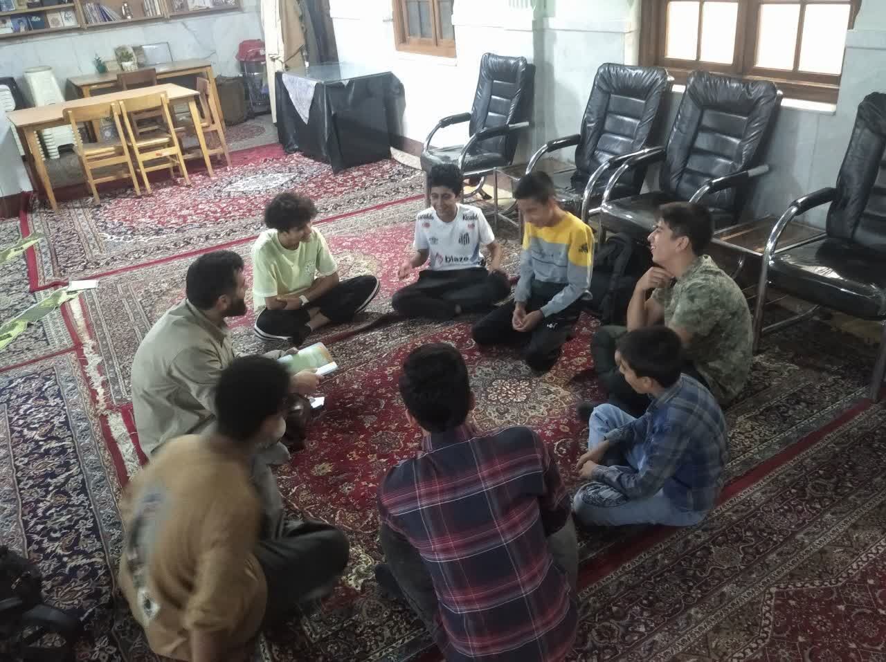 وقتی «رشد» به معنای کلمه در مسجد امام حسن(ع) مشهد معنا می‌شود