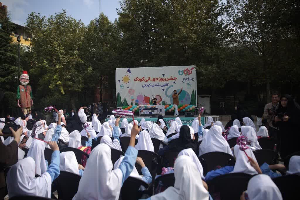 کاروان شادپیمایی کودکان ساری ترکیبی از هنر، شادی و تعهد