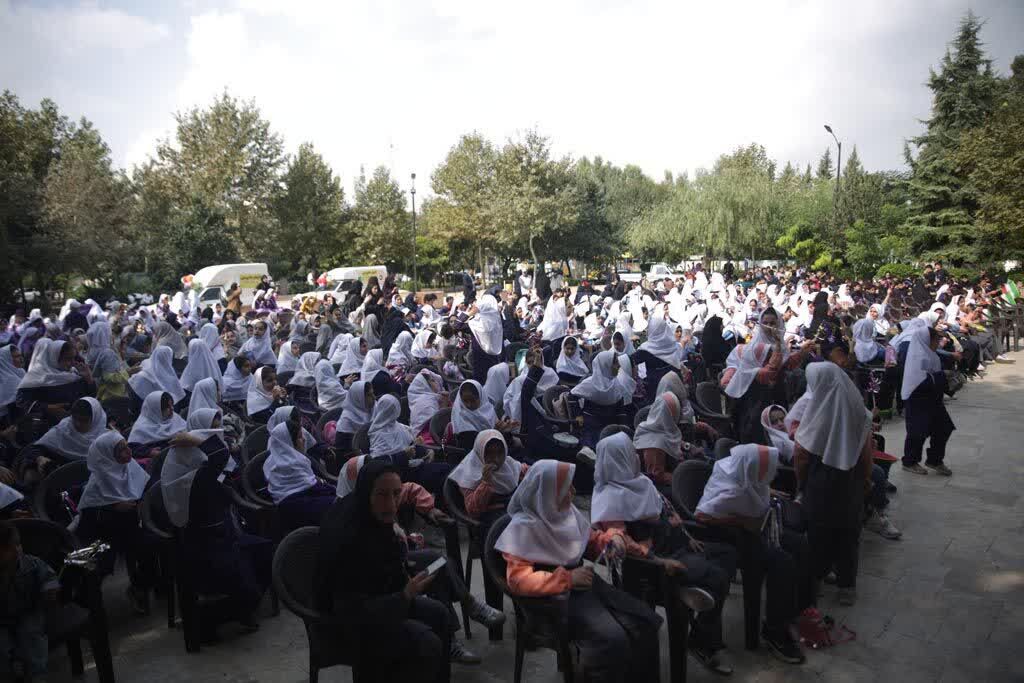 کاروان شادپیمایی کودکان ساری ترکیبی از هنر، شادی و تعهد