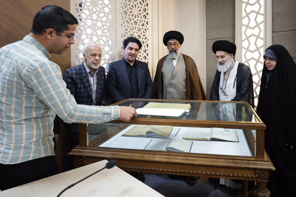 رونمایی از قدیمی‌ترین مجله پست و تلگراف ایران در کتابخانه رضوی