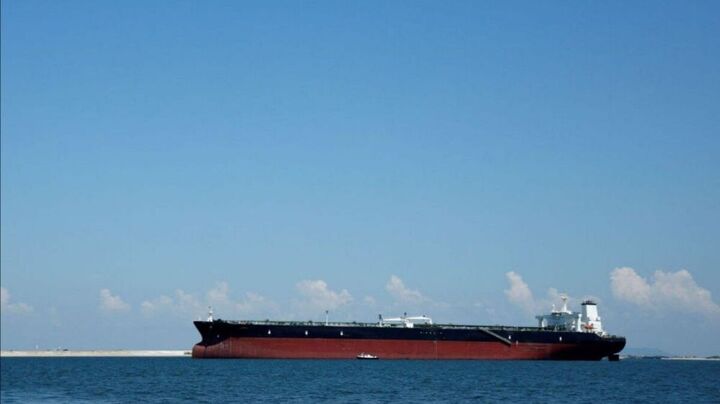 صدور کیفرخواست برای ۱۷ نفر از متهمان پرونده کشتی حامل سوخت قاچاق