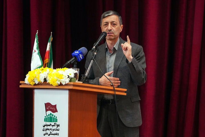 خدمت به زائران اربعین سرمایه‌گذاری در راه خدا/ اربعین، یادگار شهدا و حاج قاسم است