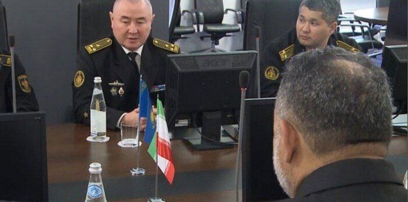 مذاکرات دوجانبه امیر دریادار ایرانی با فرماندهان نیروی دریایی آذربایجان و قزاقستان