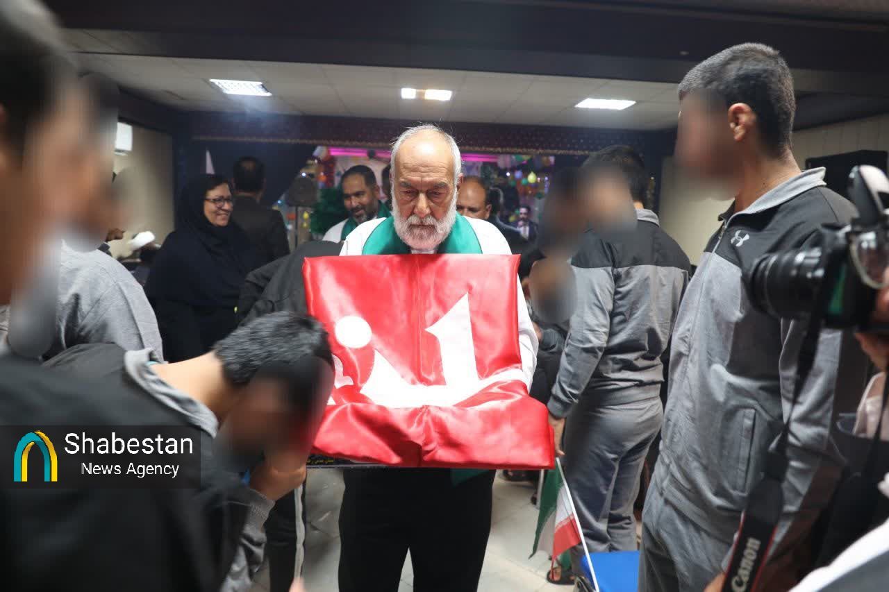 روز ملی کودک در کرمان| جشنی متفاوت، مکانی خاص و هدیه‌ای غیرمنتظره در چهارشنبه امام رضایی