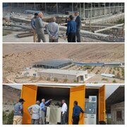 بازدید مسئولان از نیروگاه خورشیدی نوآورانه در روستای دو کوه