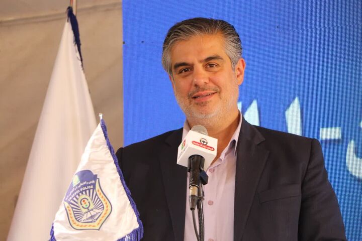 امنیت امروز مرهون خون شهدای دفاع مقدس است/ استان مرکزی قطب ترانزیت کشور است