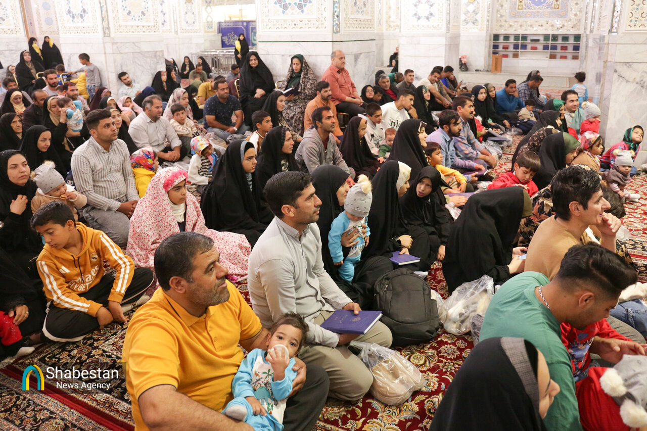 نقش بیبدیل مادران در تربیت دینی و اجتماعی فرزندان