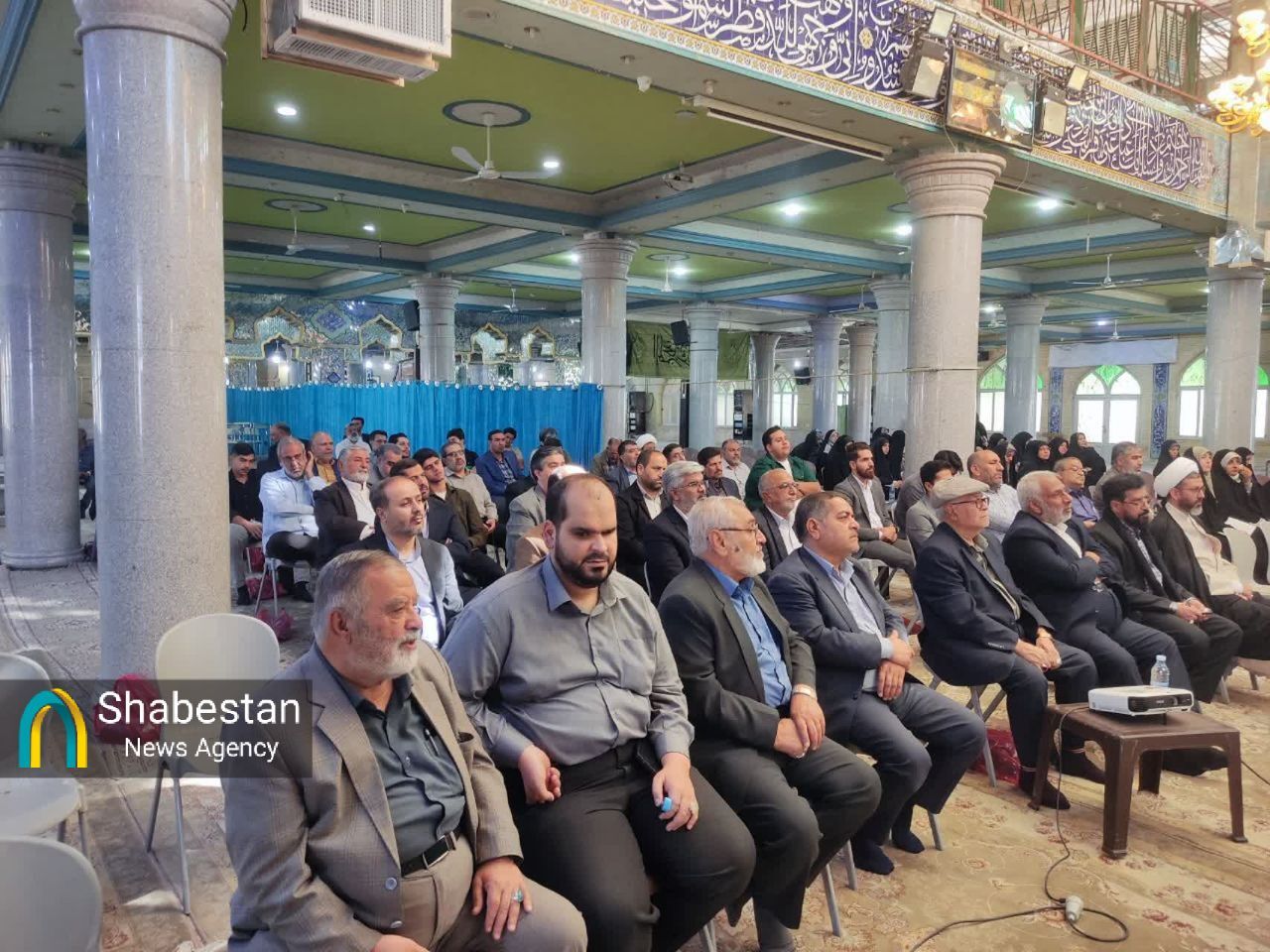 نخستین گردهمایی معارف مهدوی ویژه مداحان کرمان / اعلام آمادگی بنیاد مهدویت برای دوره بصیرتی اصحاب رسانه