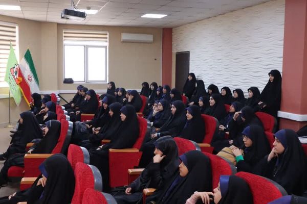 این کانون مسجدی ۵۰۰ دختر را حافظ قرآن کرده است