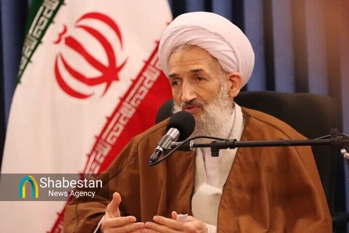 آموزش و پرورش با مدیران خاطی برخورد کند