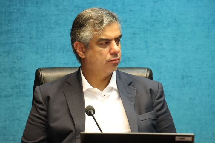 تأکید استاندار مرکزی بر تربیت "سربازان مکتب شهادت" از دوره دانش‌آموزی