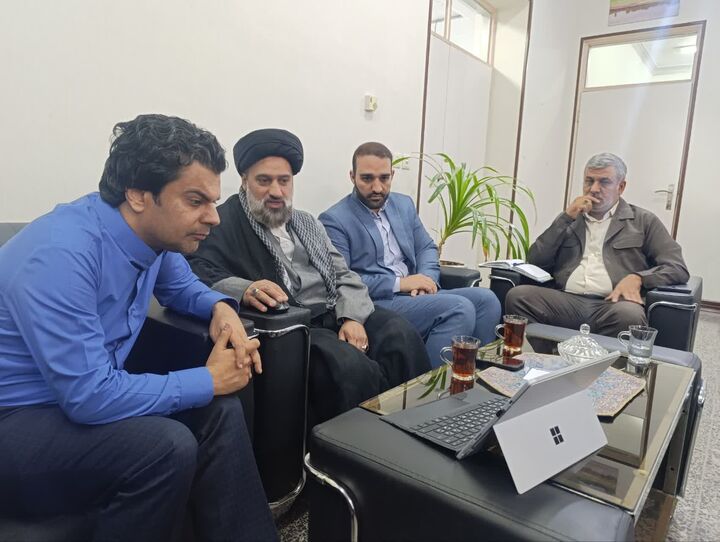 تأکید بر نقش محوری مسجد در پیشگیری از آسیب‌های اجتماعی و تقویت باورهای دینی 