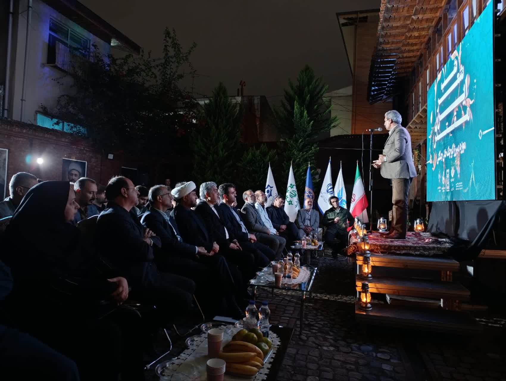 ارسال بیش از یک هزار و ۶۰۰ اثر به دبیر خانه جشنواره شب شعر ایران مقتدر