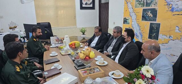 هم‌افزایی شیلات هرمزگان و بسیج دریایی برای صیانت از منابع دریایی