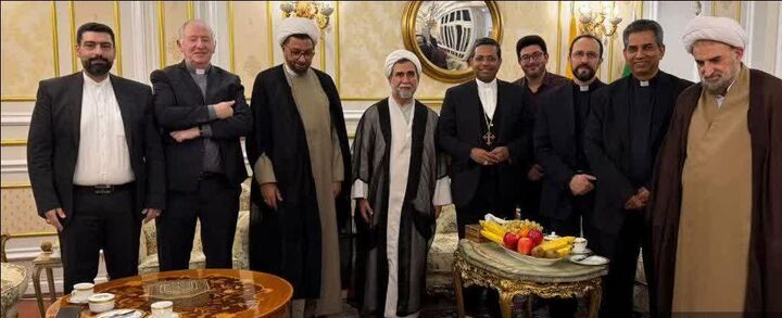 دیدار معاون بنیاد بین‌المللی عاشوراء با وزیر بین الادیان واتیکان