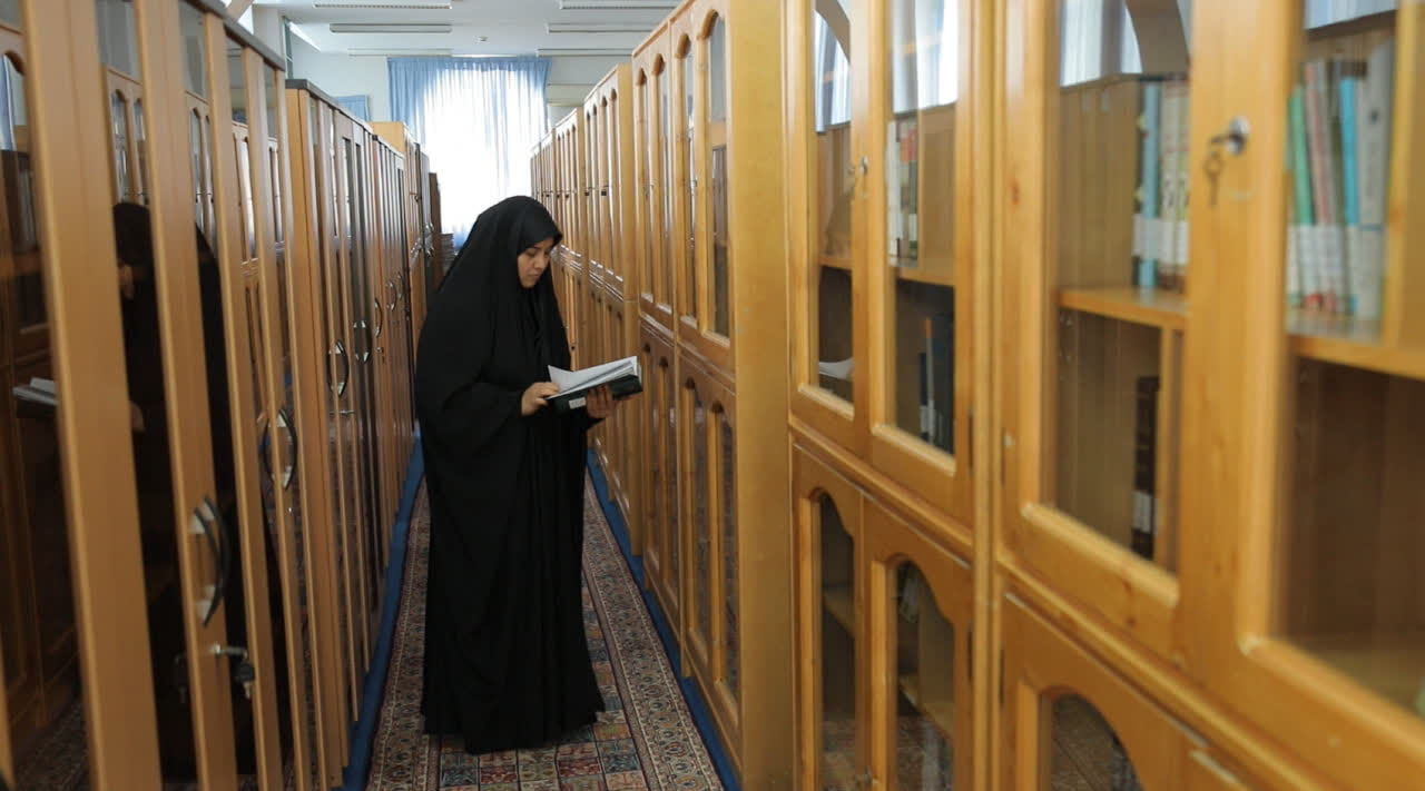 حوزه‌ای که دغدغه‌اش حل مسائل زنان و خانواده است