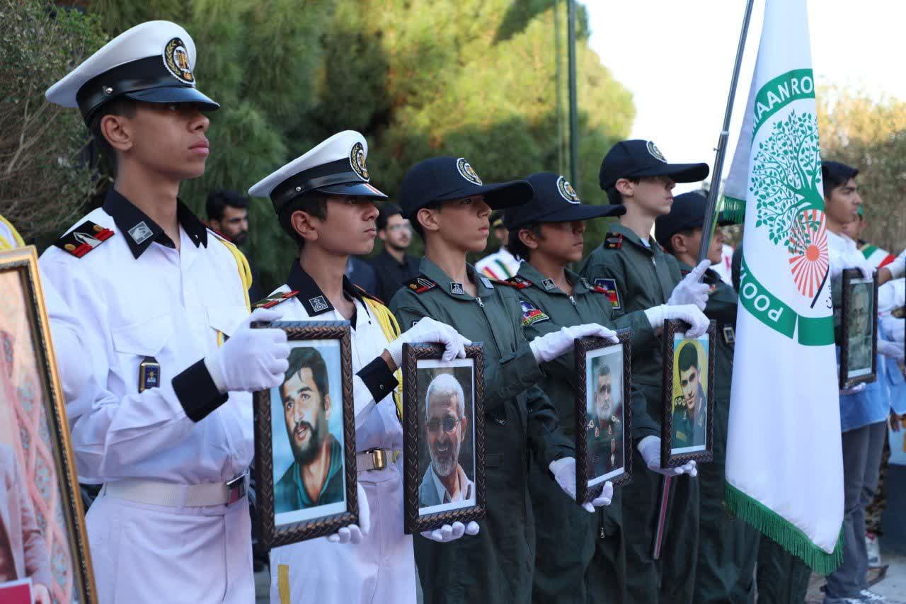 عشق؛ کلید دستیابی به اوج بندگی و عامل خروج از حیرت و سردرگمی است