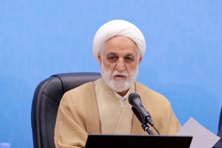 رئیس قوه قضاییه: ناخواسته در زمین دشمن بازی نکنیم