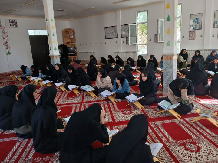 سرزمین کوه‌های استوار، میزبان محافل نور