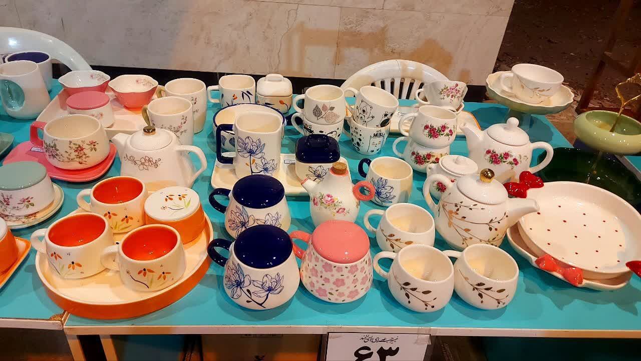 کارآفرینی با دستان خلاق؛ بانوی بیرجندی خاک را به هنر تبدیل کرد