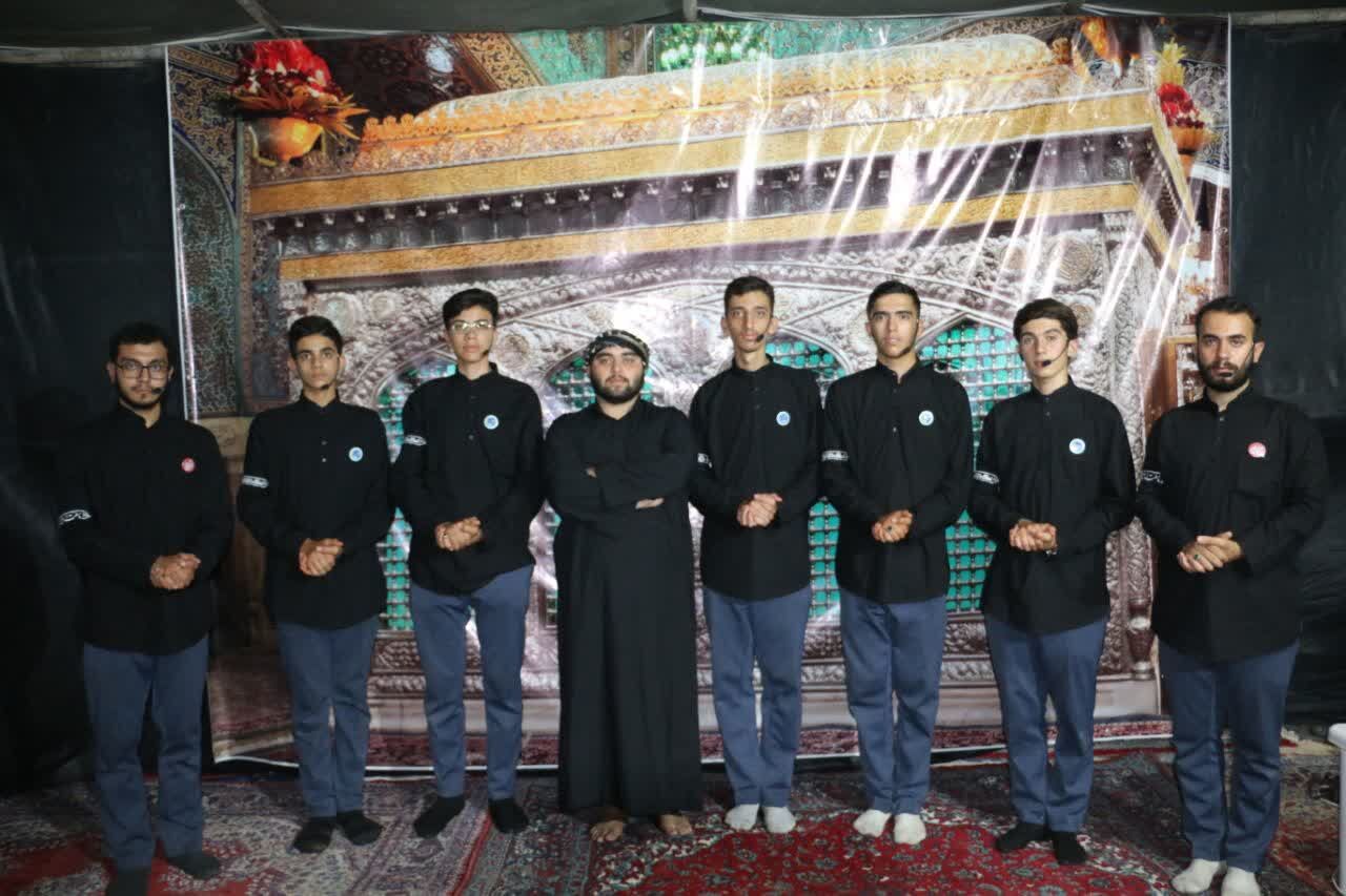 از تمرین در پارک‌ها تا عنایت امام رضا (ع)؛ داستان پرفرازونشیب یک گروه سرود مسجدی