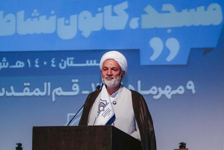 تقویت و موثر کردن کانون‌های مساجد، بیمه نسل جوان در جنگ نرم است