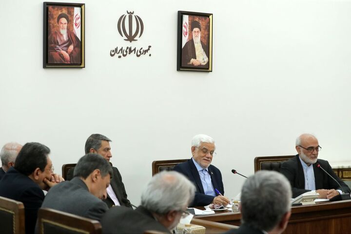 دولت و نهادهای عمومی یک هدف مشترک دارند/ باید دست ما در برابر دشمن پُر باشد