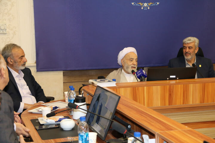 تربیت معلمان مؤمن و قرآن‌محور باید در اولویت دانشگاه فرهنگیان باشد