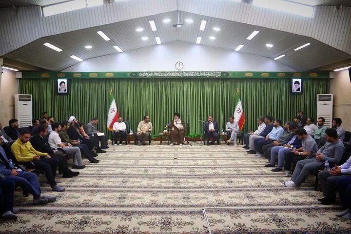 خبرنگاران باید در جنگ رسانه‌ای، جریان‌های خبری را به نفع نظام هدایت کنند