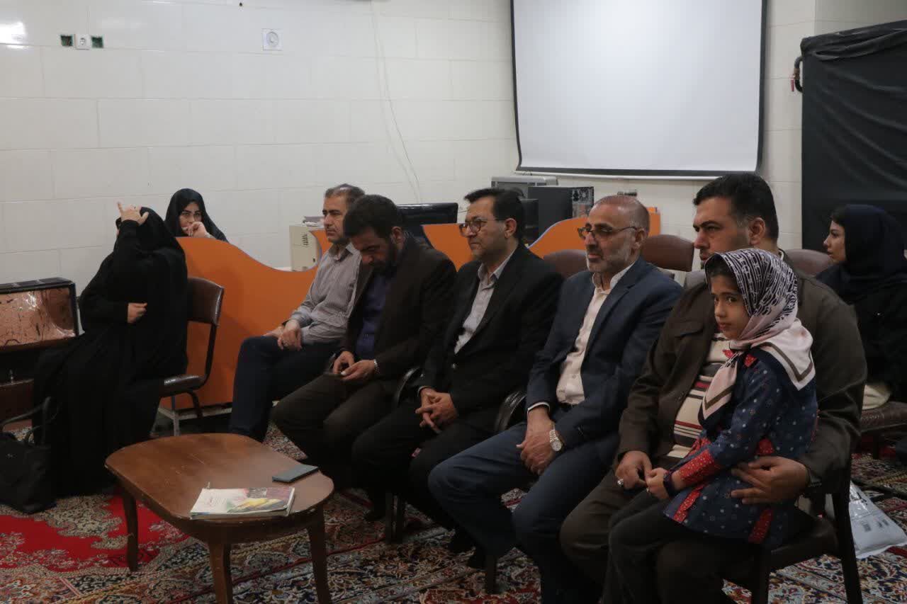 «بانوی بی نشان»؛ روایتی از تمرین یک «منبر هنری» در آران و بیدگل