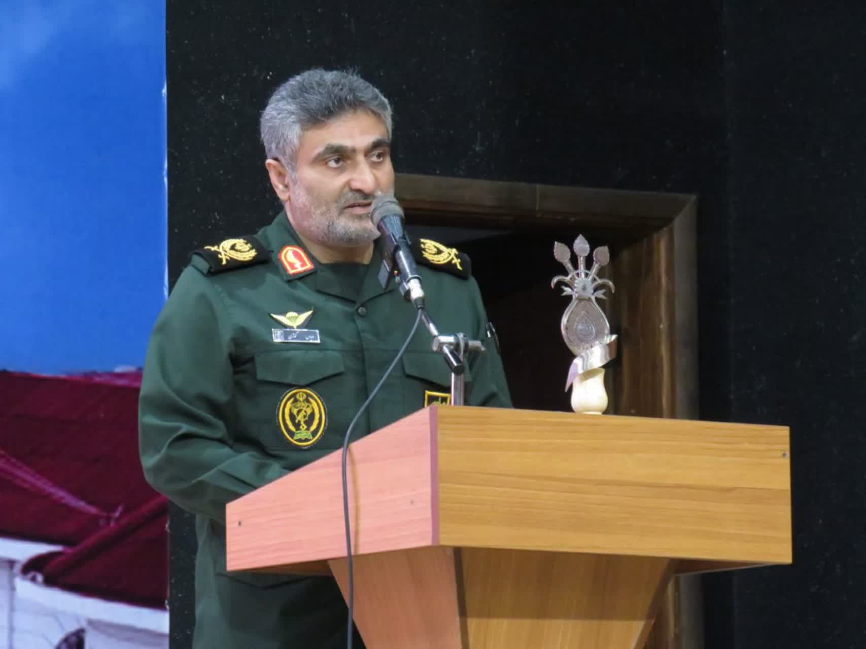 تجلیل از خادمان دومین کنگره ۸۰۰۰ شهید گیلان