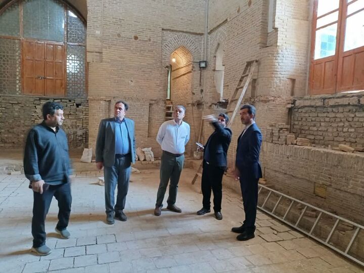 بازدید مدیرکل میراث فرهنگی لرستان از مسجد جامع بروجرد