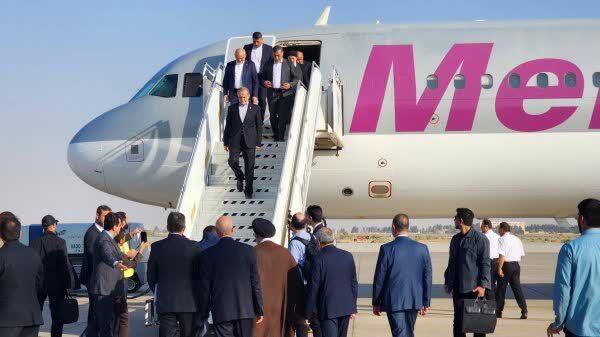 رئیس جمهور وارد اصفهان شد