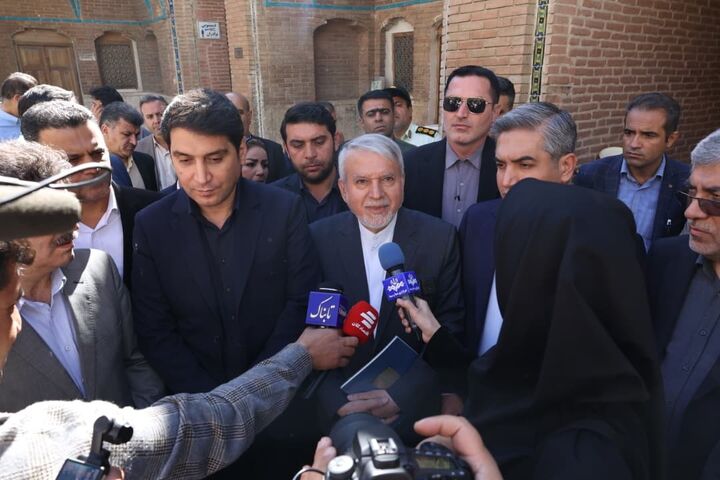 سنندج باید به‌عنوان نمادی از تاریخ و تمدن ایران‌زمین معرفی شود