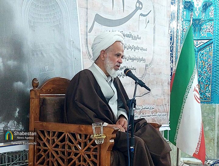 دشمن می‌خواهد سنگر ارزش‌های ملت ایران را در اذهان زندان جلوه دهد