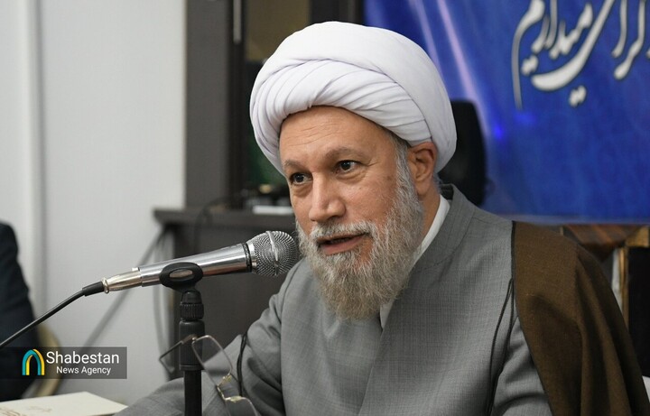 ایران در مسیر تحقق حکمرانی دینی حرکت می‌کند