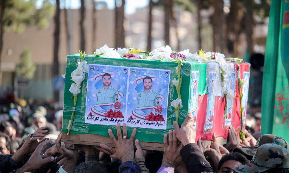 قصهای از دل دلهرهها؛ روایت همسر شهید کاردیده از روزهای بیقراری