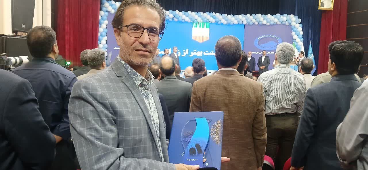 درخشش هنرمند مسجد الزهرا(س) در جشنواره ملی کاریکاتور؛ علی شعبانی رتبه پنجم کشور را کسب کرد