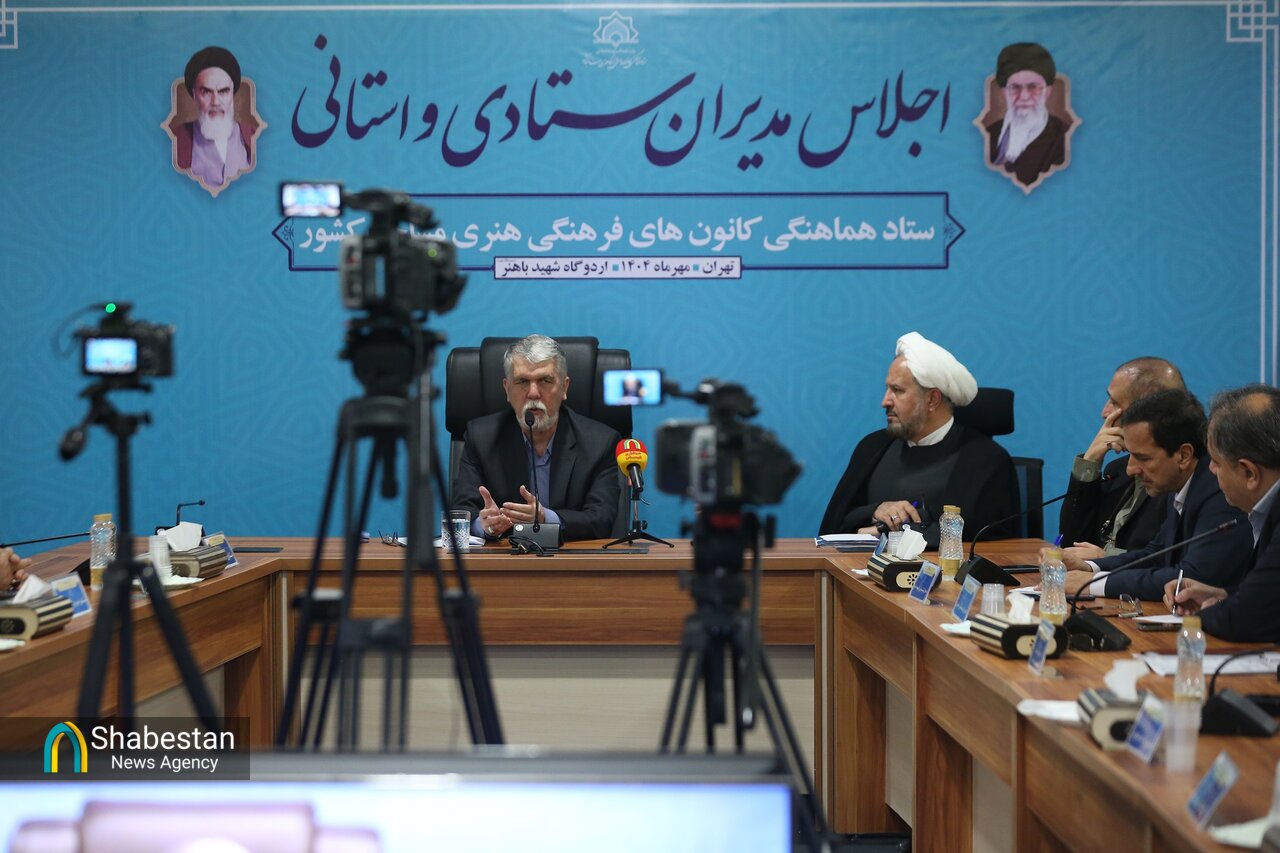 رسانه از مأموریتهای مهم کانونهای مساجد است/ تأکید رییسجمهور، نقش مهم مسجد در تمدنسازی را نشان میدهد