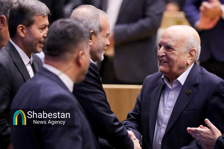 همپیمانی رئیس جمهور با خیرین مدرسه ساز اصفهانی