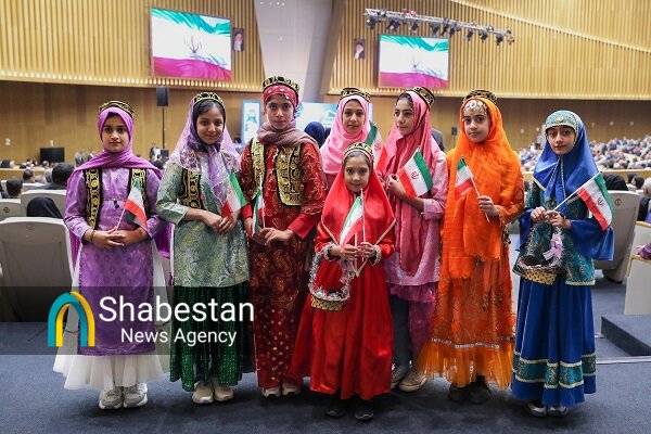 همپیمانی رئیس جمهور با خیرین مدرسه ساز اصفهانی