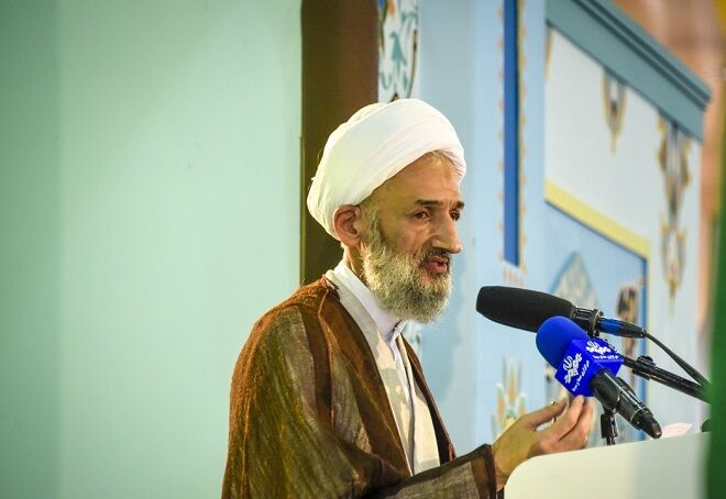 ظلم به دین، از مصادیق بی‌تقوایی است/ لزوم برخورد جدی با اظهارات ضد ارزشی برخی مسئولان