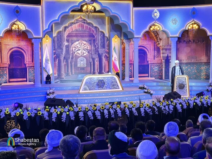 ندای وحدت و قرآن در شهر مسجد و مناره‌ها